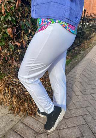 Lulu B White Secret Pocket Capri Leggings