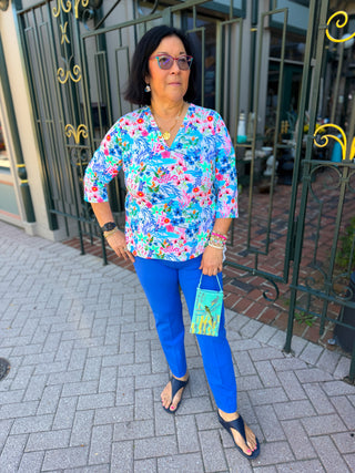Lulu B Tropical Dragonfly V-Neck 3/4 Sleeve Top