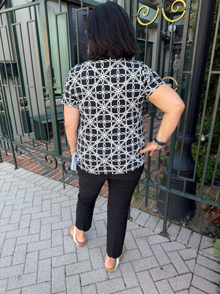 Lulu B Black and Stone Loops UPF 50+ Short Sleeve V-neck Top