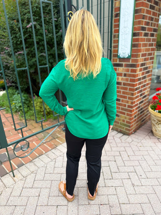 Lulu B Emerald Waffle Texture 2 Pocket Tunic Sweater