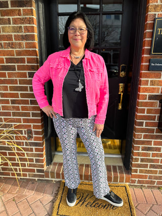 Adajio Bright Pink Earrings