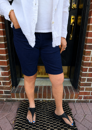 Beachtime by Lulu B Navy 10” Seersucker Short