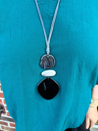 Black and Grey Necklace Set