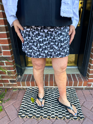 Lulu B Black and White Cocktails Zip Skort
