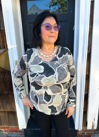 Escape by Habitat Fog Flower Laid Back V-neck Top