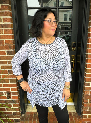 Tango Mango Abstract Safari Scoop Neck Tunic