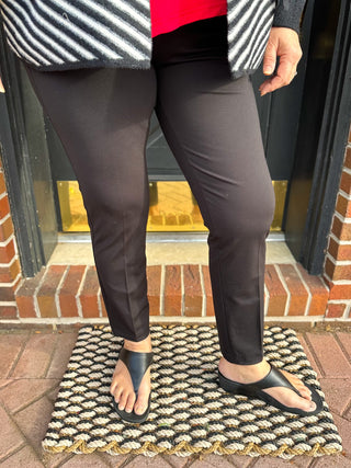 Lulu B Black Ankle Pants