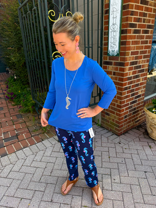 Lulu B Blue Crew Neck 3/4 Sleeve Top