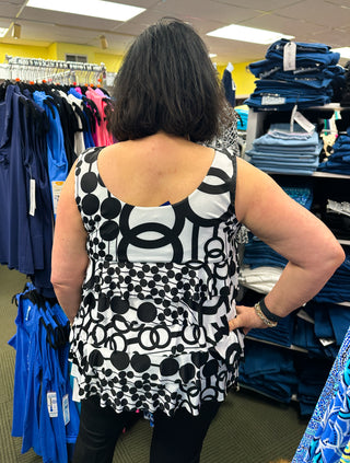 Tango Mango Black & White Abstract Geometric Print Cha Cha Top