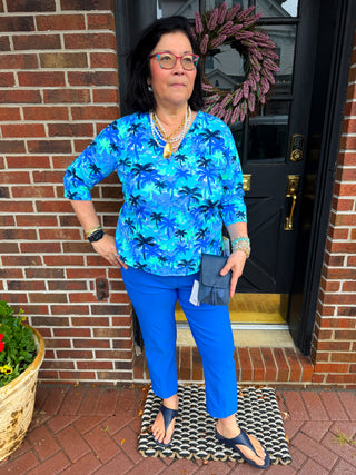 Lulu B Blue Palm Tree V-Neck 3/4 Sleeve Top