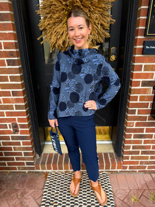 Lulu B Bangladine Navy Scallop Capri