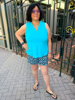 Lulu B Black and Turquoise Shells Pocket Shorts
