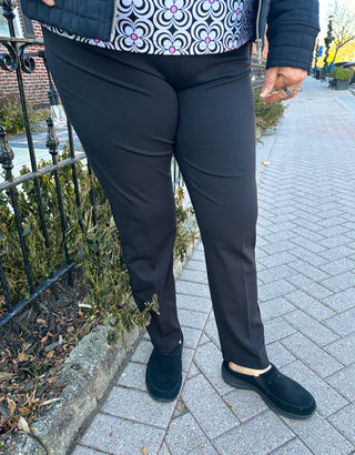 Lulu B Black Ankle Pants