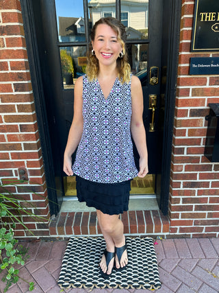 Lulu B Black and Pink Flower Sleeveless V-neck Tank