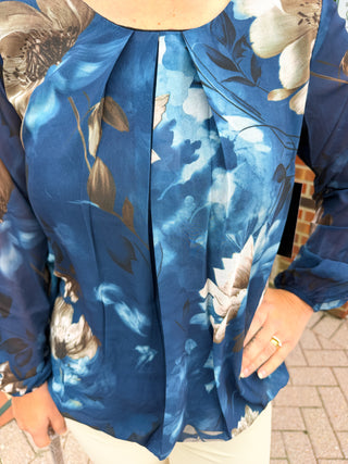 Tango Mango Blue Magnolia Pleated Blouse