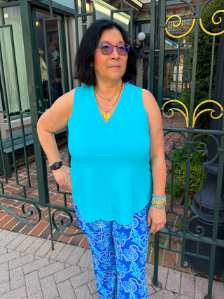 Lulu B Clear Turquoise UPF 50+ A-Line V-Neck Tank