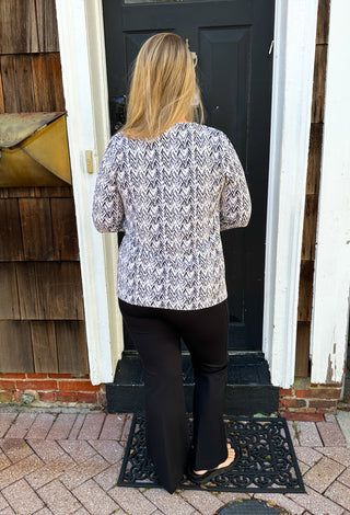 Lulu B Black Chevron V-Neck 3/4 Sleeve Top