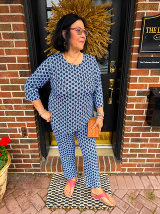 Lulu B Periwinkle and Navy Geometric Link Asymmetrical Scoop Neck Top