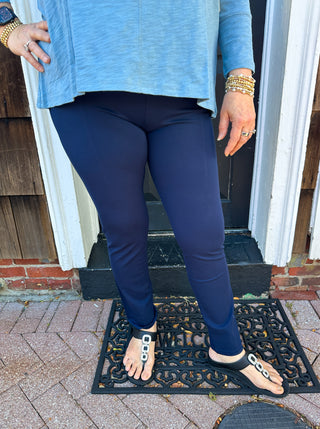 Lulu B Navy Classic Leggings