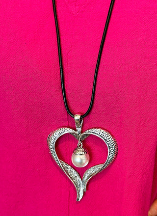 Jumbo Heart and Pearl Necklace