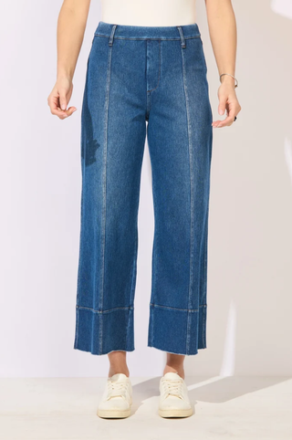 Escape by Habitat Mid Wash Pull-On Knit Denim Cropped Jean
