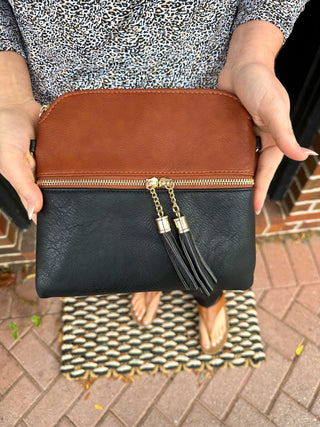 Tara 2 Tone Crossbody/Wristlet-Black/Brown