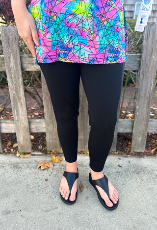 Lulu B Black Classic Capri Leggings