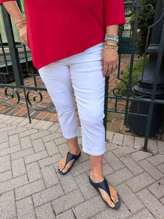 Lulu B Pull-On Stretch White Jean Capris