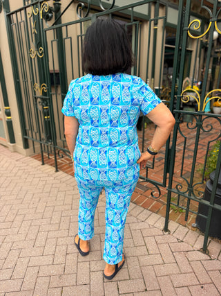 Lulu B Coastal Fish Secret Pocket Capri Leggings