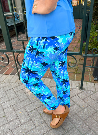 Lulu B Blue Palm Tree Secret Pocket Capri Legging