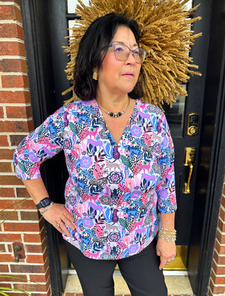 Lulu B Bright Jungle V-Neck 3/4 Sleeve Top