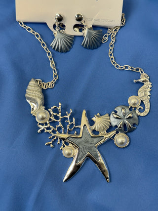 Peri starfish Necklace Set