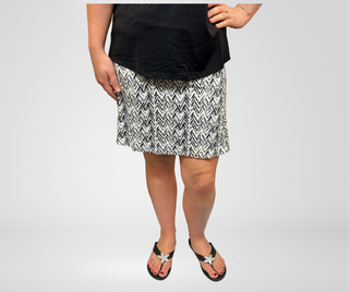 Lulu B Black Chevron Skort