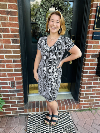 Lulu B Short Sleeve V Neck Cream Zebra Dress Lulu B Short Sleeve V Neck Cream Zebra Dress