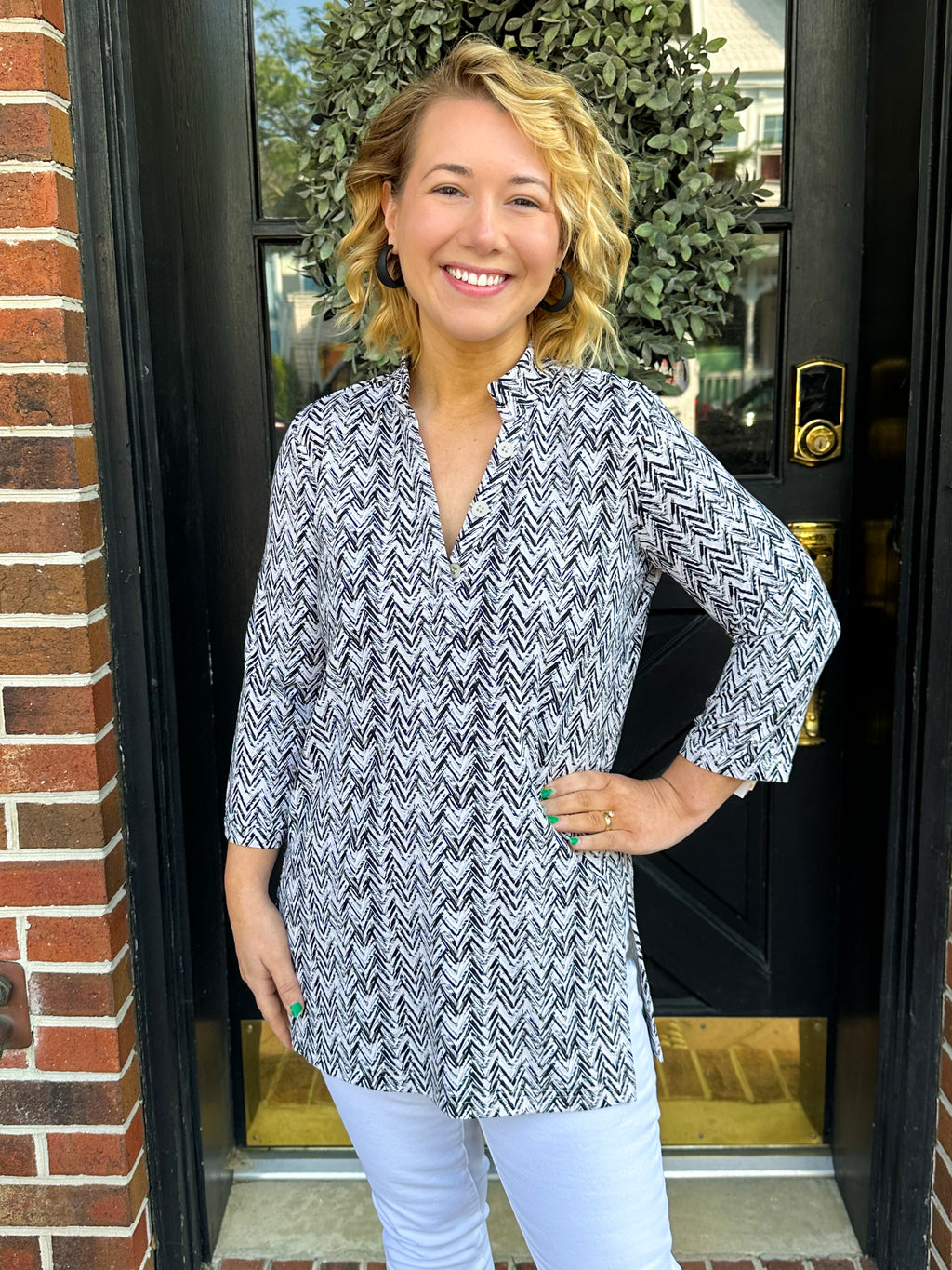Lulu B Black Chevron Button Tunic – Blooming Boutique