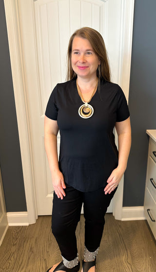 Lulu B Black Short Sleeve V-neck Top