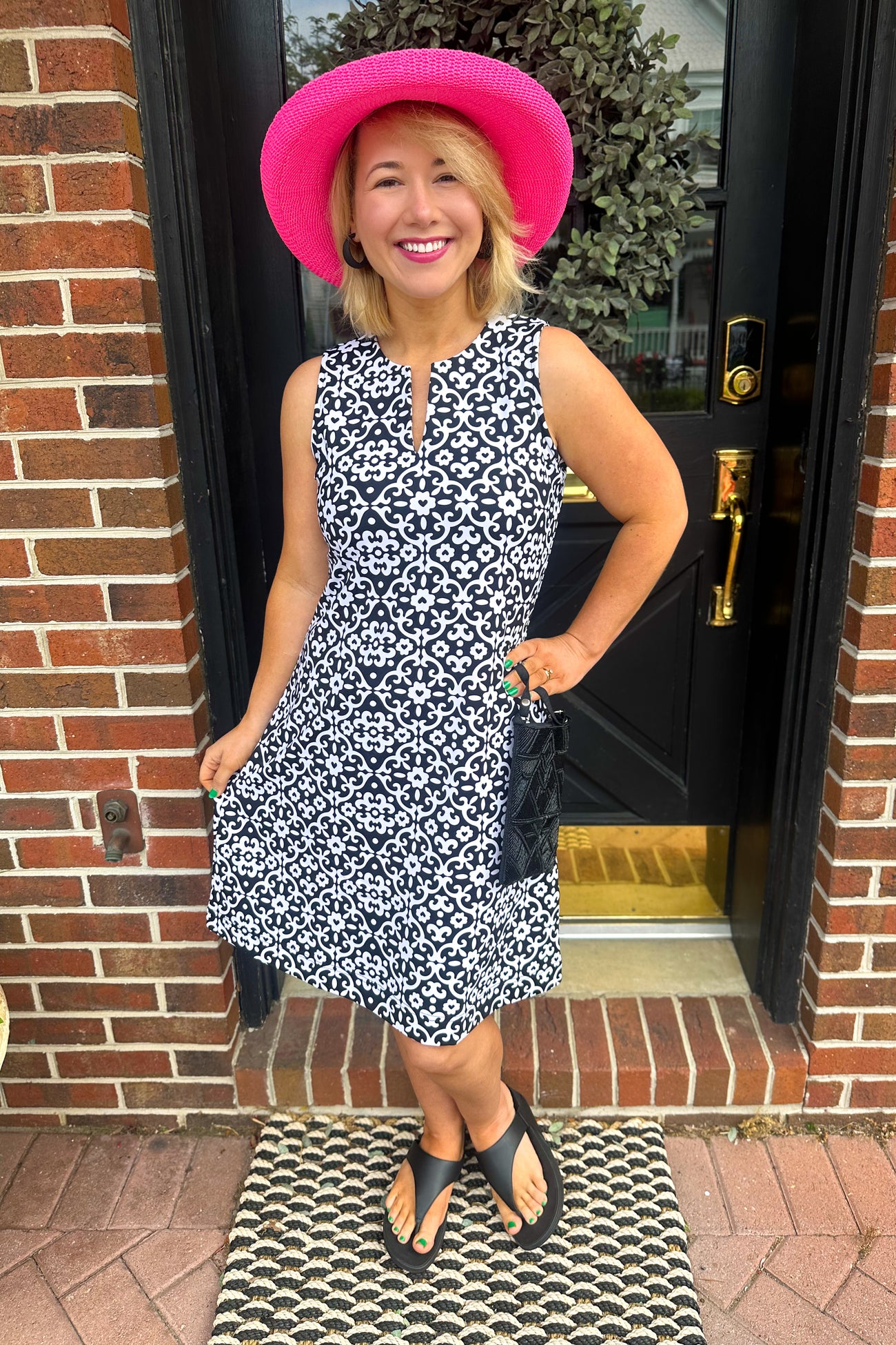 Lulu B Black Trellis UPF 50+ Open Cut Dress – Blooming Boutique