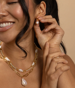 Sorrelli Pearl Huggie Hoops