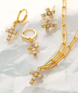 Sorrelli White Carly Cross Pendant Necklace