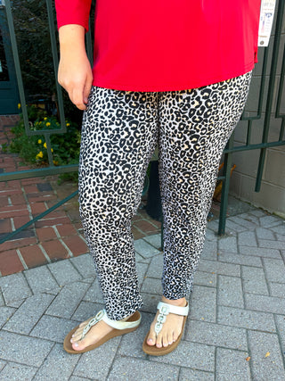 Lulu B Neutral Leopard Secret Pocket Capri Leggings
