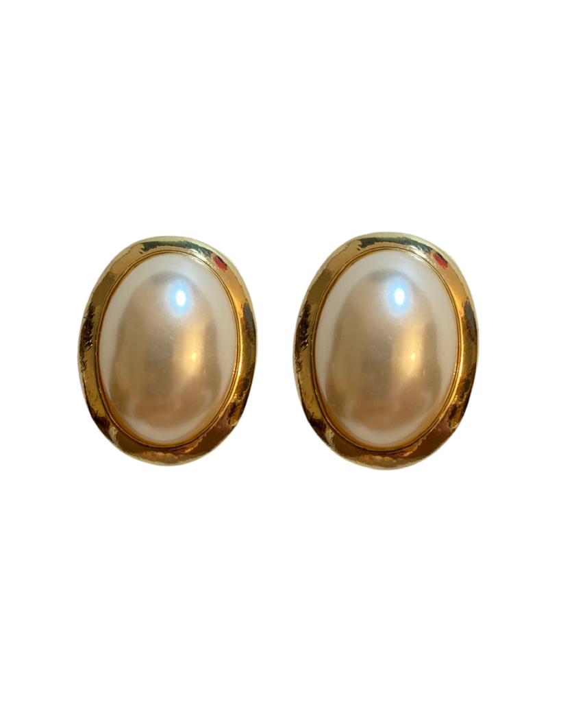 Gold Oval Pearl Clip On Earring